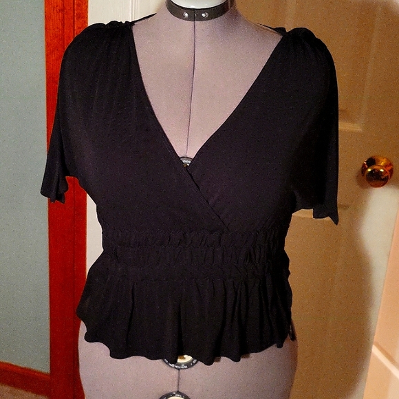 Max Studio Sexy Top - Picture 1 of 5